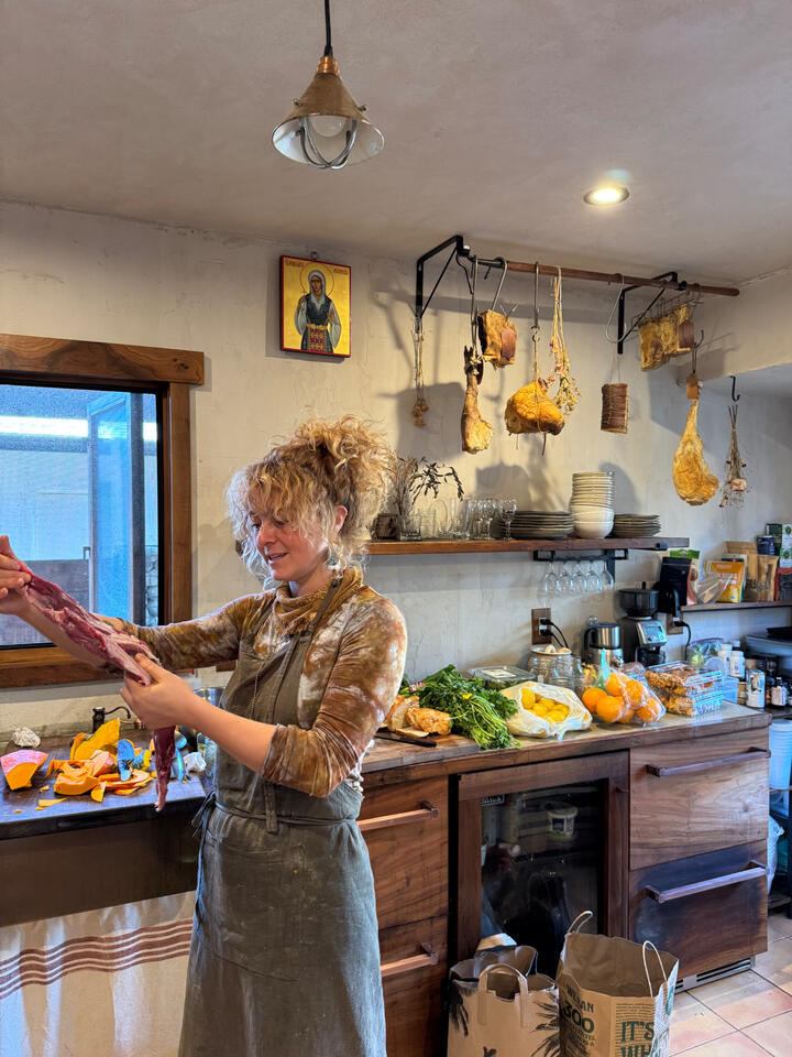 Chef Courtney flexing her creative muscles. At the end of the night she led a musical performance of guitar, singing, and harp.
